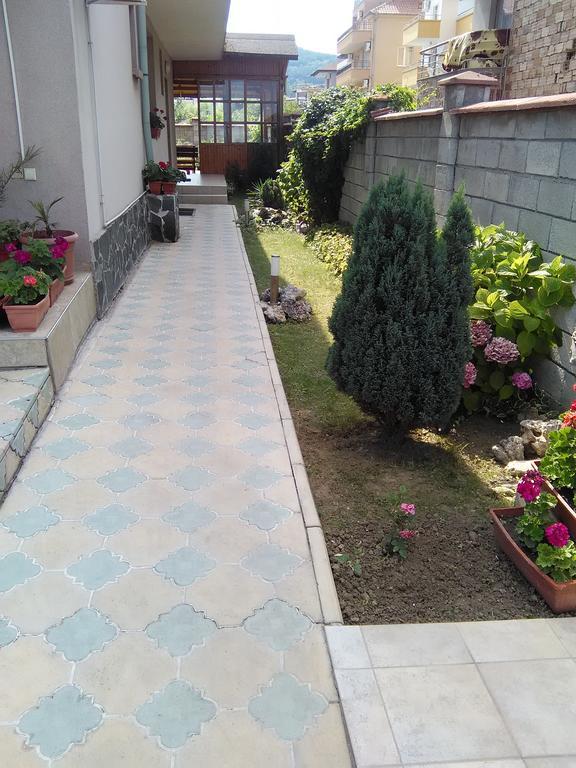 Guest House D. Bogdanova Obzor Exterior foto